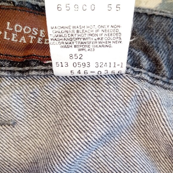 LEVI'S 546 Jeans Men's 42 x 32 Vintage Black Loose Pleated Made in USA - Picture 13 of 13